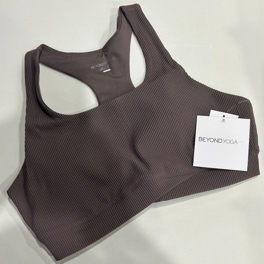 Beyond Yoga Women's Medium Impulse Ribbed Bra Woodland Purple Pink NWT
